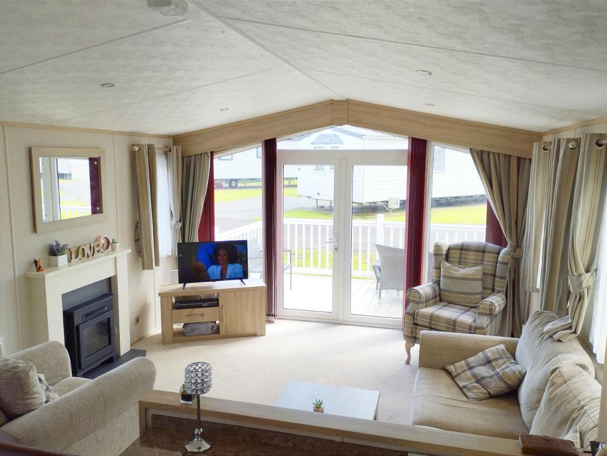Sand Le Mere Holiday Village Caravan Hire Tunstall  Екстериор снимка